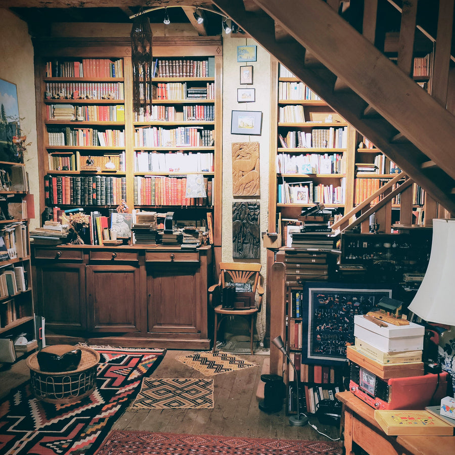 Our Favourite Independent Bookshops in the South West | True Grace Journal