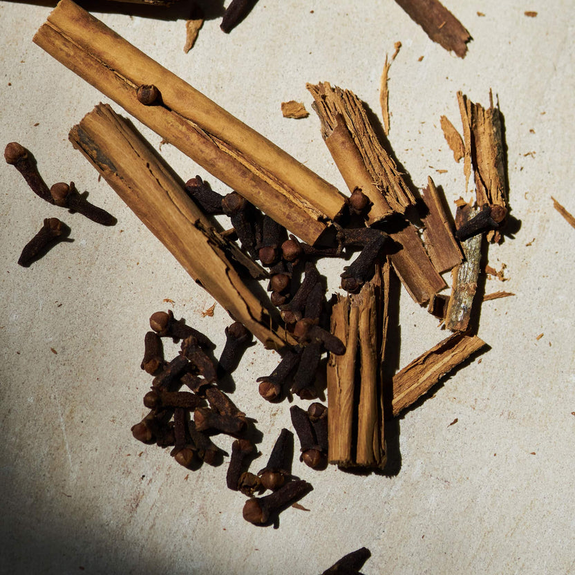 43 Cinnamon & Clove True Grace