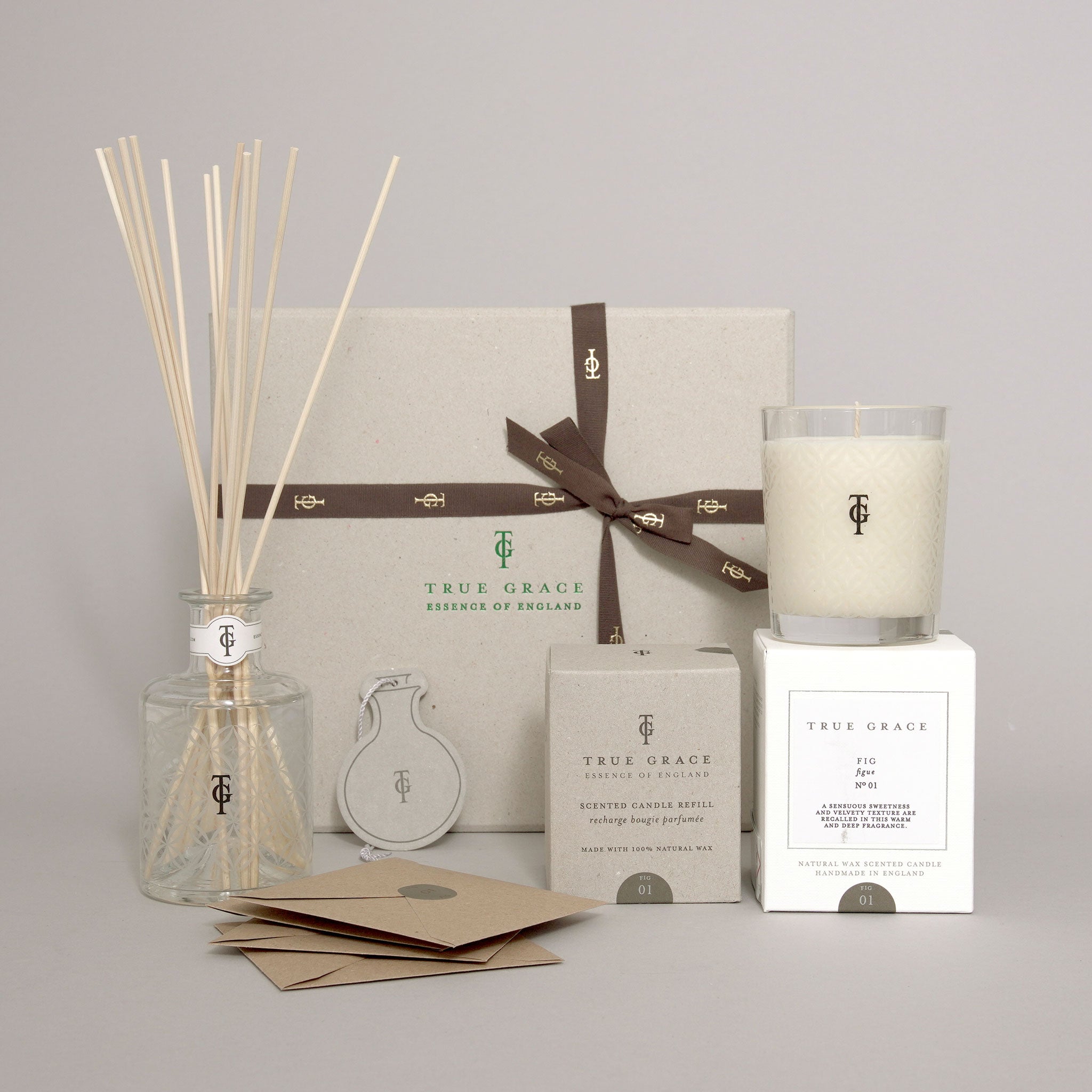 送料込＊新品＊TRUE GRACE CLASSIC キャンドルset 英国製 Gift Sets | True Grace