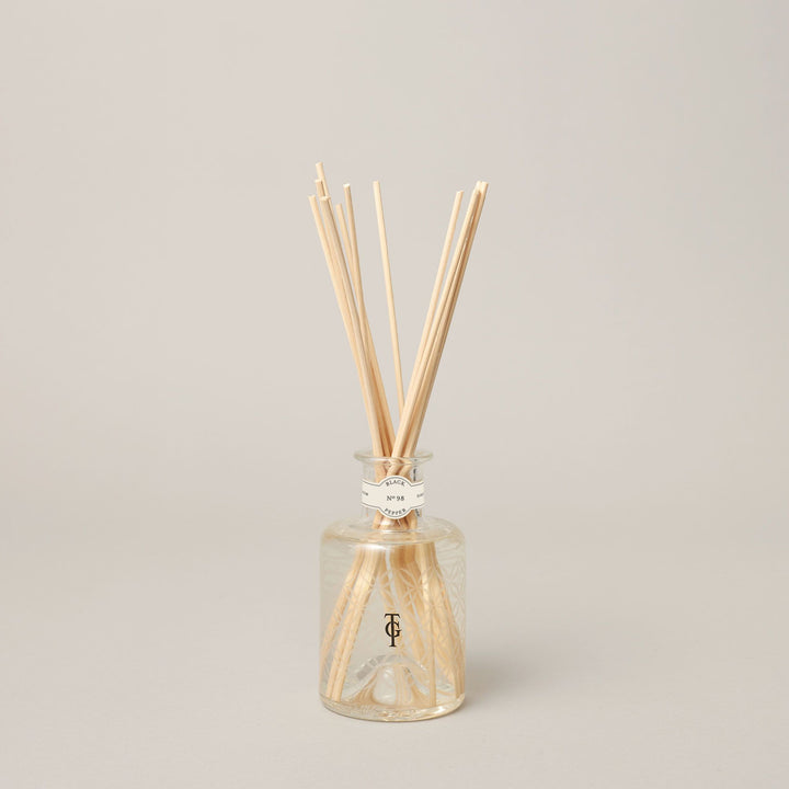 Wild Lime Room Diffuser 200ml - Citrus Green & Woody Scent, Rattan Reeds, Lasts Up To 10 Weeks, Refillable Apothecary Bottle